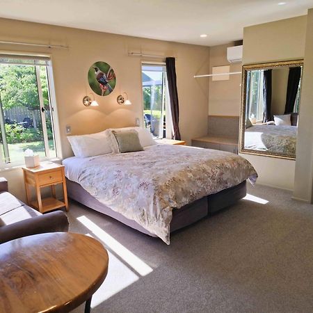 Blue Ridge Studios And Bed & Breakfast Te Anau Eksteriør bilde