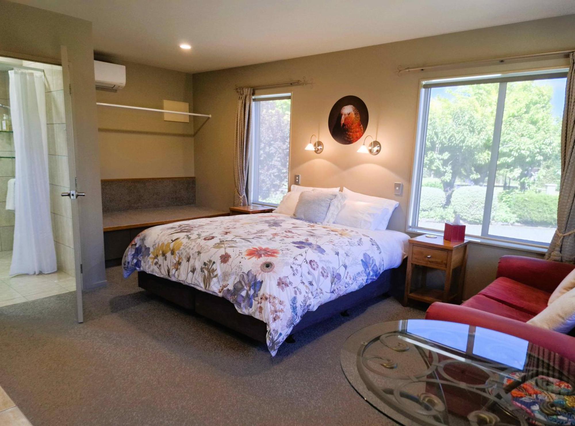 Blue Ridge Studios And Bed & Breakfast Te Anau Eksteriør bilde